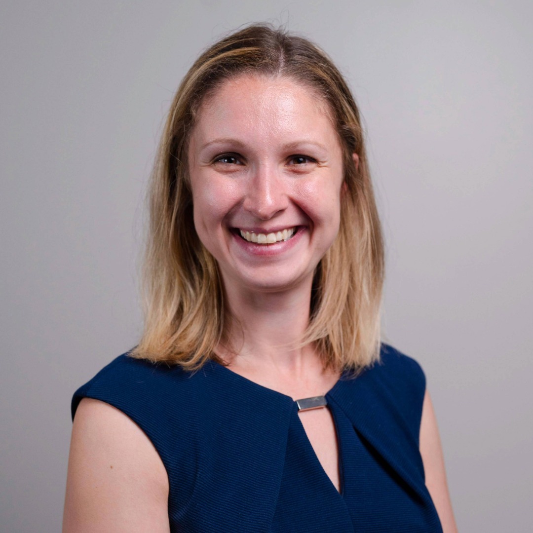 Picture of Lauren Alvarenga